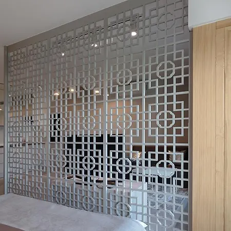 Apartament Mennica *