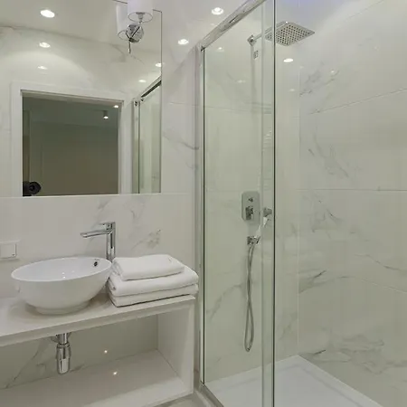 Mennica Apartman Varsó